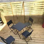Studio Terrasse Renove A Neuf